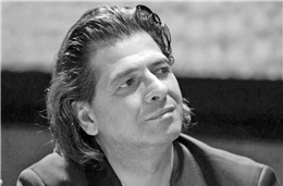 António Vilhena: “Um artista é aquele que enfrenta a luz para iluminar as sombras de outras vidas”