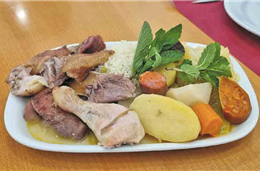 À Mesa: Cozido à Portuguesa é estrela a brilhar