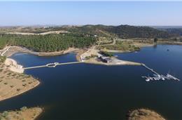 Batismos de mergulho em praia no Alqueva