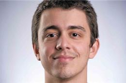 Gonçalo Naves: 'Penso que se nasce poeta e nos tornamos romancistas'