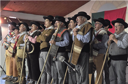 Grupo de Cantadores de Nossa Senhora das Neves lança primeiro CD