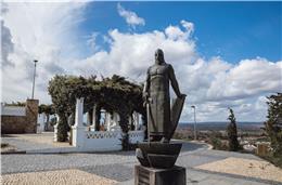 PS, AD (PSD/CDS), Chega e CDU são as forças políticas na corrida autárquica