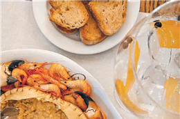 À Mesa: O Cais da Estação de Sines