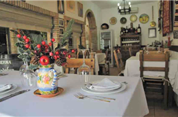 À Mesa: Ao estilo andaluz