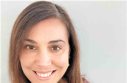 Vânia Beliz: “Acredito que escrevo para tentar a mudança, para desempoeirar!”