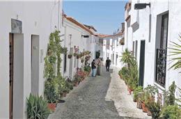 Moura reduz impostos municipais