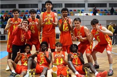 Beja Basket Clube conquistou, na sua cidade, o título de campeão regional sub/18 sem ter sofrido qualquer derrota