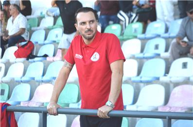 João Candeias, o novo timoneiro do Mineiro Aljustrelense, só promete aquilo com que tudo se consegue: trabalho