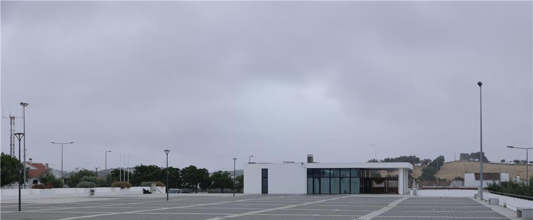 Almodôvar: indícios de “ilegalidade na adjudicação de trabalhos” em obra