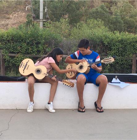 Foto | Centro de Valorização da Viola Campaniça e do Cante de Improviso