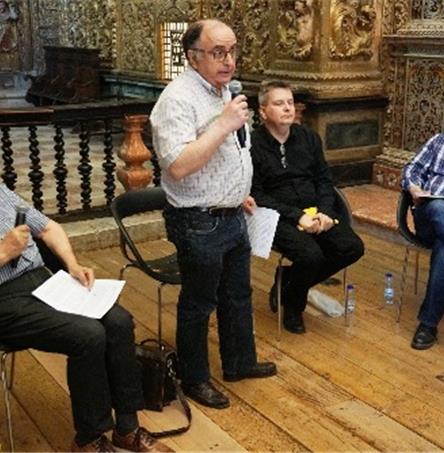 Martinho Marques discursa na homenagem a Leonel Borrela